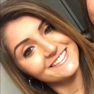 Meet your Posher, Anastasia